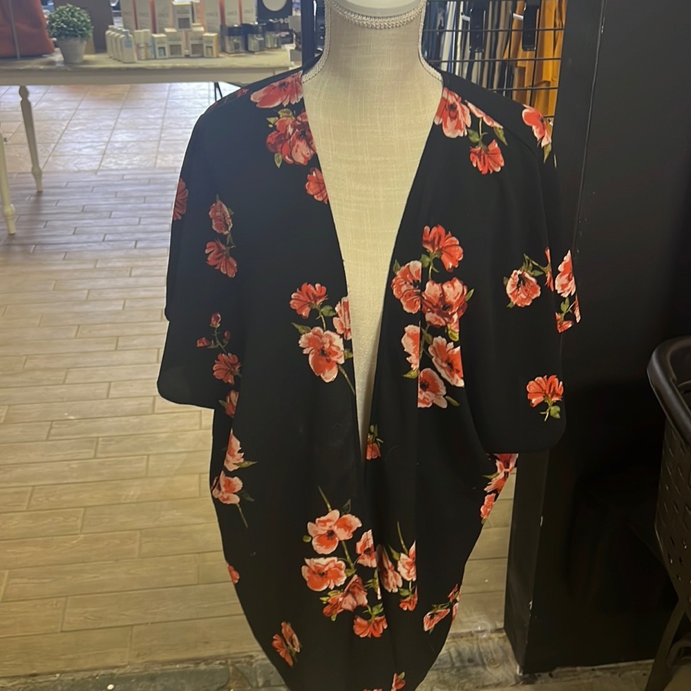 Floral kimono